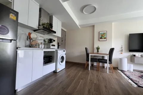 Estudio en el condominio en San Sai, Tailandia № 169256 - foto 3