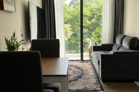 Studio dans le Condo à San Sai, Thaïlande  № 169256