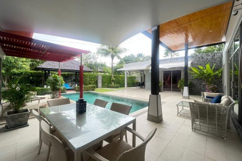 Chalet de 4 dormitorios en Phuket, Tailandia № 147604 - foto 5