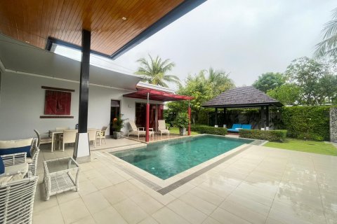 Chalet de 4 dormitorios en Phuket, Tailandia № 147604 - foto 11