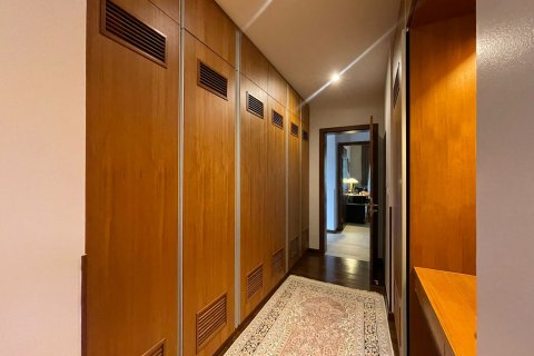 Chalet de 4 dormitorios en Phuket, Tailandia № 147604 - foto 19