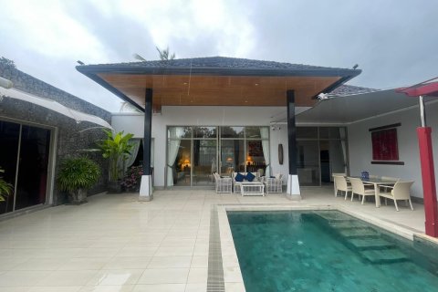 Chalet de 4 dormitorios en Phuket, Tailandia № 147604 - foto 12