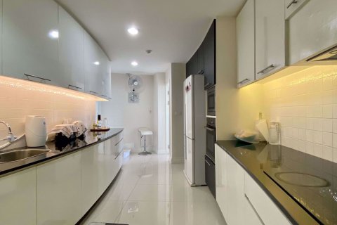 Condominio de 3 dormitorios en Khlong San, Bangkok, Tailandia № 48022 - foto 4