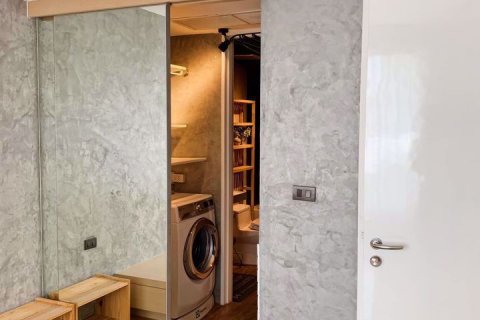 Condo à Bang Rak, Bangkok, Thaïlande, 1 chambre № 48026 - photo 10
