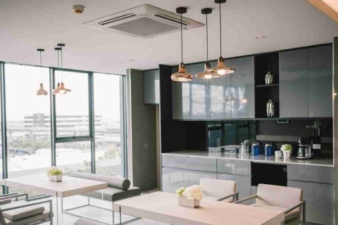 Condominio de 1 dormitorio en Bangkok, Tailandia № 208630 - foto 8