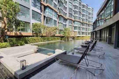 Condominio de 1 dormitorio en Bangkok, Tailandia № 208631 - foto 9