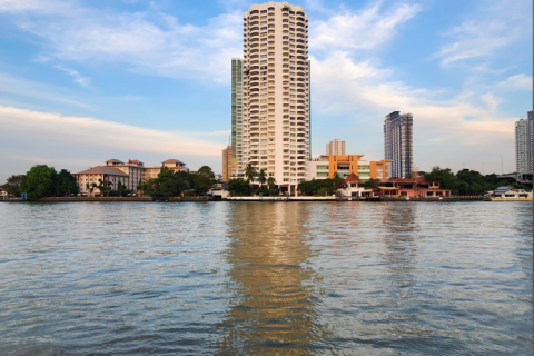Condominio de 3 dormitorios en Khlong San, Bangkok, Tailandia № 138523 - foto 16