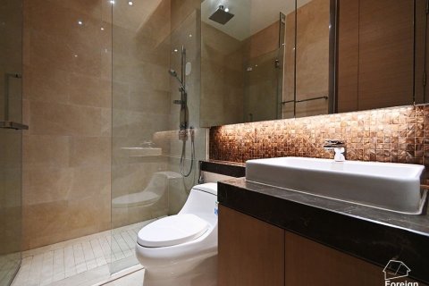 Eigentumswohnung in Pathum Wan, Bangkok, Thailand, 2 Schlafzimmer  № 133935 - Foto 14