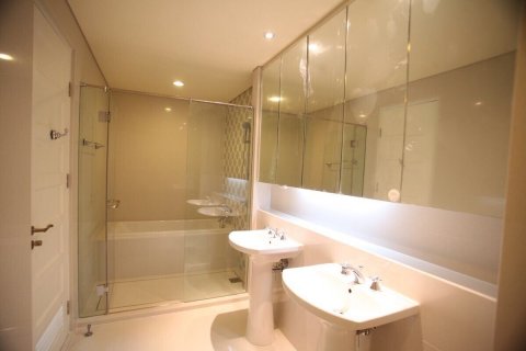 Condominio de 3 dormitorios en Khlong Toei, Bangkok, Tailandia № 133939 - foto 6