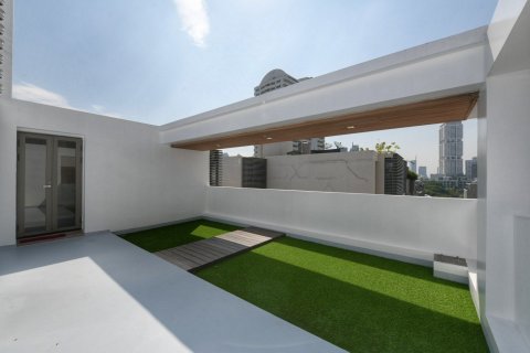 Chalet de 3 dormitorios en Watthana, Bangkok, Tailandia № 133934 - foto 24