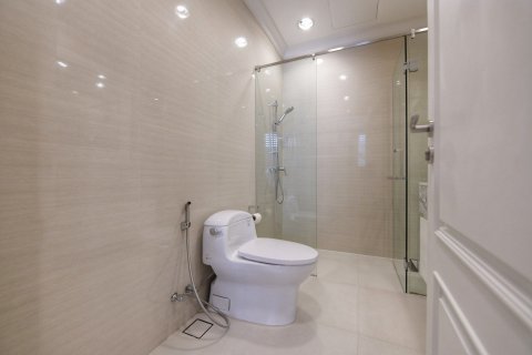 Chalet de 3 dormitorios en Watthana, Bangkok, Tailandia № 133934 - foto 23