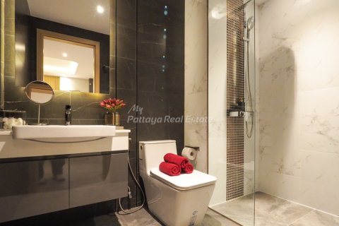 Condominio de 1 dormitorio en Bang Lamung, Tailandia № 205223 - foto 10