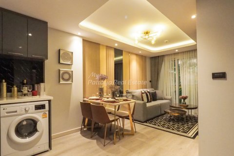 คอนโดมิเนียมในบางละมุง, ประเทศไทย, 1 ห้องนอน № 205223