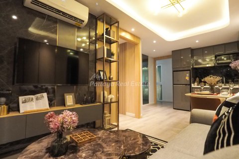 Condominio de 1 dormitorio en Bang Lamung, Tailandia № 205223 - foto 5
