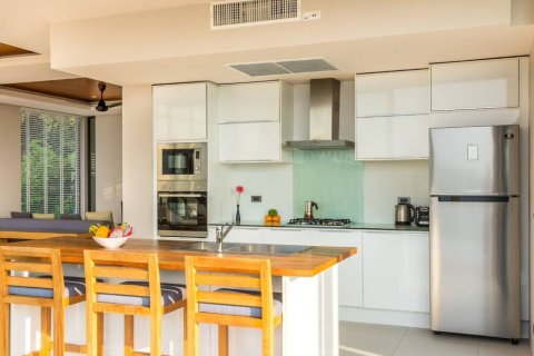 Dúplex de 3 dormitorios en Surat Thani, Tailandia № 152559 - foto 4
