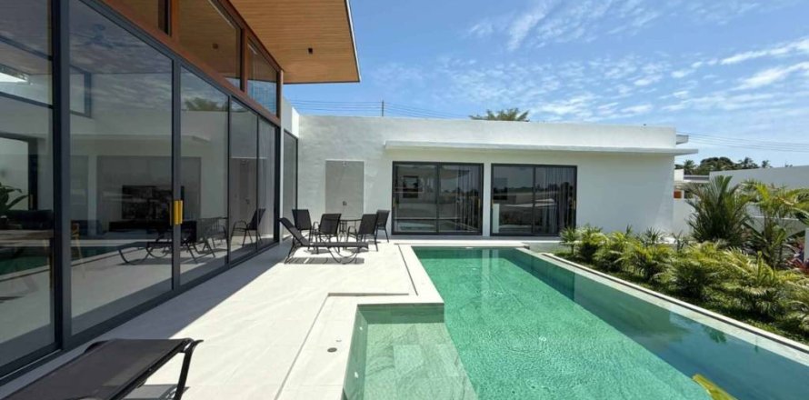 Chalet de 4 dormitorios en Surat Thani, Tailandia № 152561
