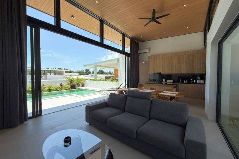 Chalet de 4 dormitorios en Surat Thani, Tailandia № 152561 - foto 5