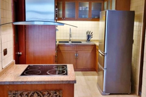 Condominio de 2 dormitorios en Bangkok, Tailandia № 152560 - foto 8