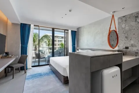 Studio in the Condo in Bang Tao, Thailand  № 134325