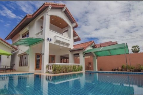 House on Jomtien Beach, Pattaya, Thailand 4 bedrooms № 54697 - photo 16