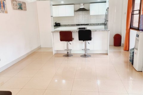 House on Jomtien Beach, Pattaya, Thailand 4 bedrooms № 54697 - photo 3