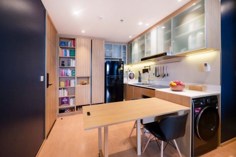 Condominio de 2 dormitorios en Chatuchak, Bangkok, Tailandia № 137185 - foto 3