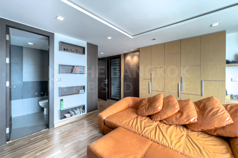 Condo in Bangkok, Thailand, 2 bedrooms  № 234045 - photo 9