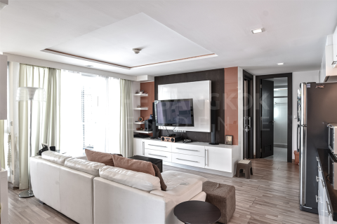 Condo in Bangkok, Thailand, 2 bedrooms  № 234045 - photo 2