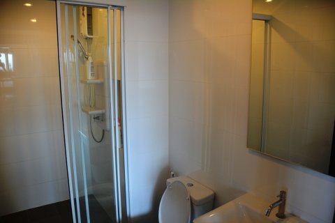 Condominio de 2 dormitorios en Bangkok, Tailandia № 66689 - foto 16