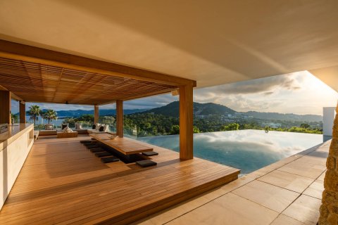 Casa de 8 dormitorios en Ko Samui, Tailandia № 180556 - foto 22