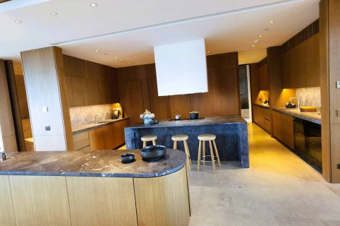Dúplex de 3 dormitorios en Bangkok, Tailandia № 180555 - foto 11