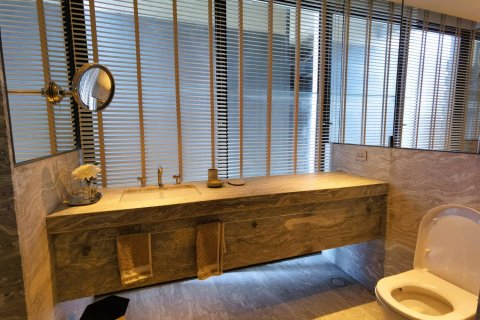 Dúplex de 3 dormitorios en Bangkok, Tailandia № 180555 - foto 19