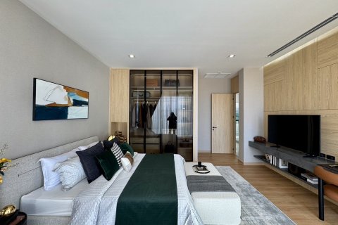 Casa de 5 dormitorios en Pattaya, Tailandia № 118421 - foto 8