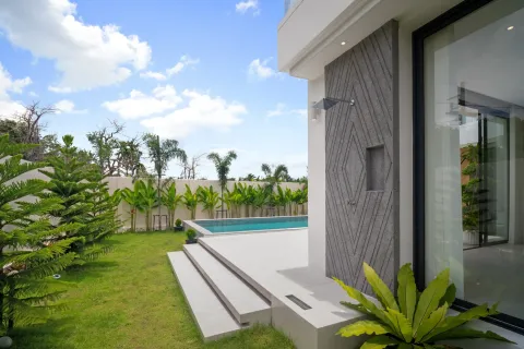 Chalet de 4 dormitorios en Phuket, Tailandia № 118417 - foto 9