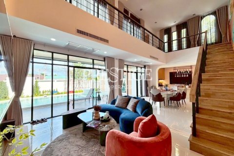 บ้านในพัทยา, ประเทศไทย 5 ห้องนอน № 198067 - รูปถ่าย 3
