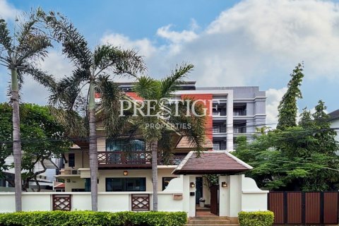 House in Pattaya, Thailand 3 bedrooms № 198063 - photo 28