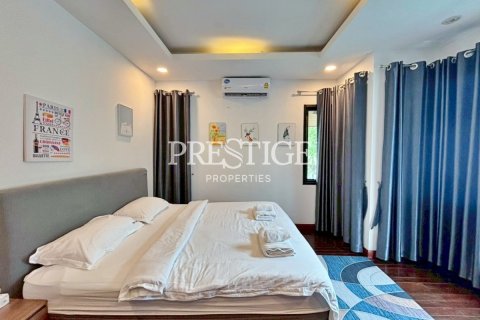 House in Pattaya, Thailand 3 bedrooms № 198063 - photo 24