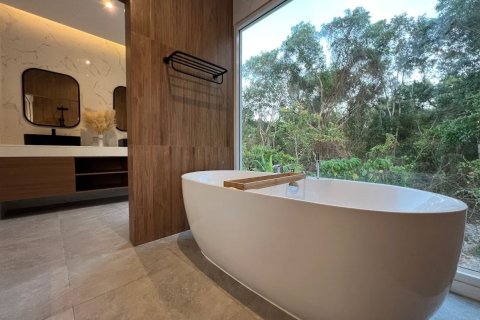 Chalet de 3 dormitorios en Phuket, Tailandia № 164077 - foto 5