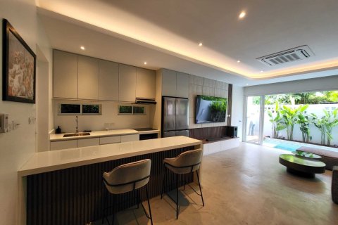 Chalet de 3 dormitorios en Phuket, Tailandia № 164077 - foto 3