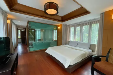 Chalet de 5 dormitorios en Pattaya, Tailandia № 169270 - foto 7