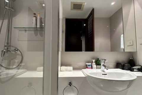 Condominio de 2 dormitorios en Phuket, Tailandia № 169268 - foto 4