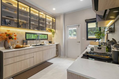 Villa in Hua Hin, Thailand 4 Schlafzimmer № 176835 - Foto 9