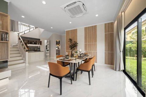Villa in Hua Hin, Thailand 4 Schlafzimmer № 176835 - Foto 8