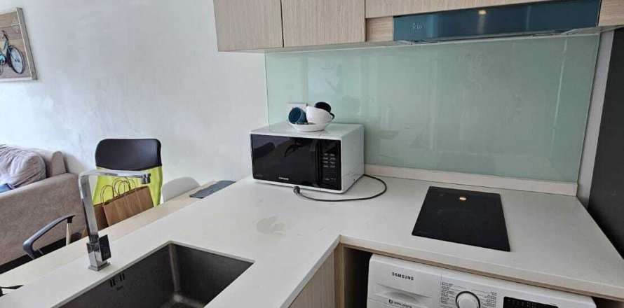 Estudio en el condominio en Khlong Toei, Bangkok, Tailandia № 158511