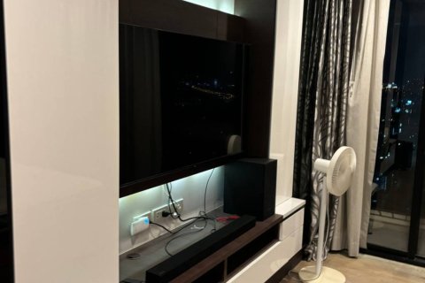 Condominio de 2 dormitorios en Chatuchak, Bangkok, Tailandia № 172844 - foto 6
