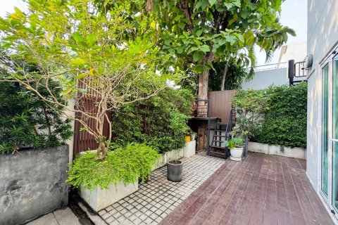 Casa de 5 dormitorios en Bangkok, Tailandia № 233619 - foto 16