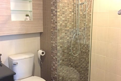 Condominio de 1 dormitorio en Chiang Mai, Tailandia № 205608 - foto 6