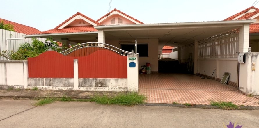 Casa de 2 dormitorios en San Sai, Tailandia № 205607