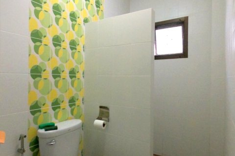 Casa de 2 dormitorios en San Sai, Tailandia № 205607 - foto 10