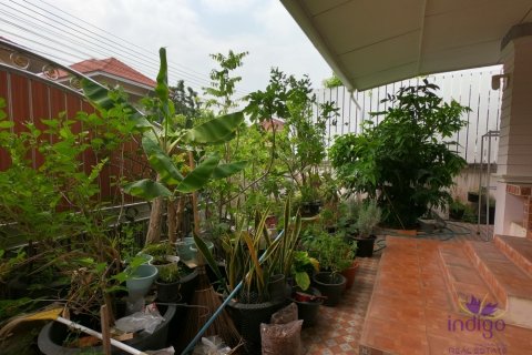 Casa de 2 dormitorios en San Sai, Tailandia № 205607 - foto 2